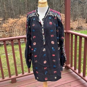 NWOT! JOHNNY WAS Size XL black printed embroidered tunic top